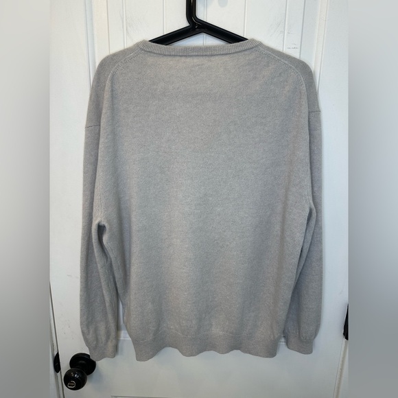 J.Crew 100% Cashmere V-Neck Sweater Women's S Oversized Light Gray EUC - Picture 6 of 8